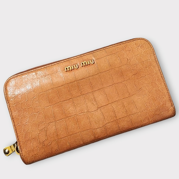 MIU MIU Crocodile Embossed Leather Zip Around Long Wallet, Salmon Pink - Picture 2 of 9